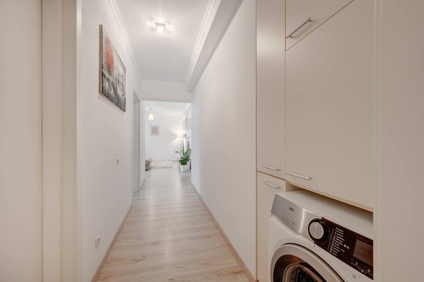 Un apartament în care weekendul pare să dureze mai mult.