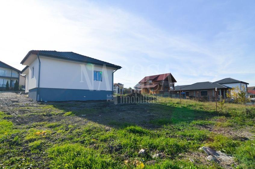 Casa 3 camere de vanzare in Campenesti