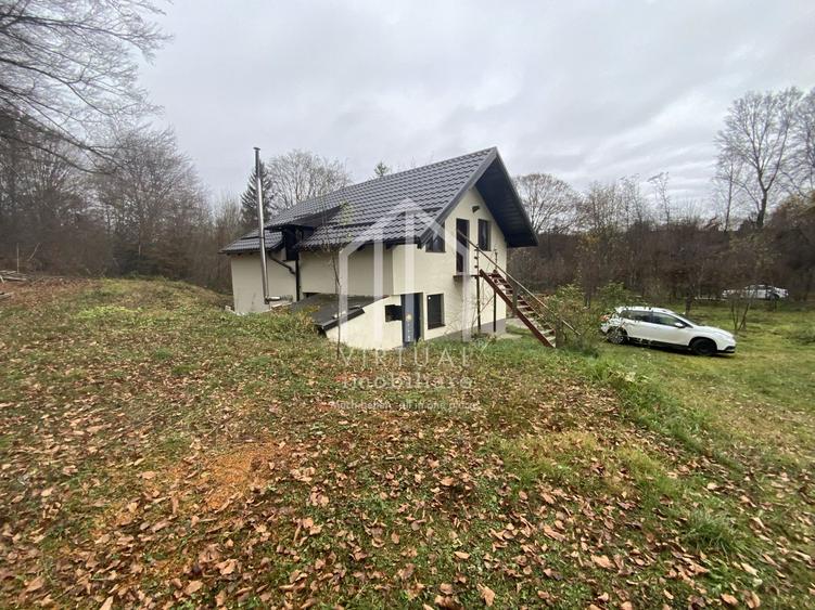 Casa individuala cu 4 camere zona Valea Avrigului