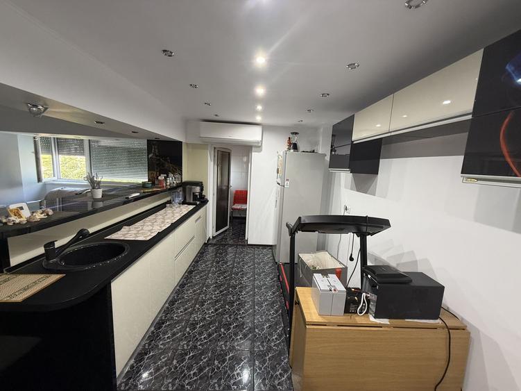 Apartament 4 Camere Zona Tomis 3