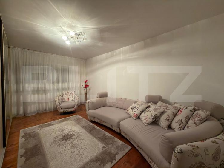 Apartament 3 camere, decomandat, 62 mp utili , mobilat si utilat , Craiovita Nou