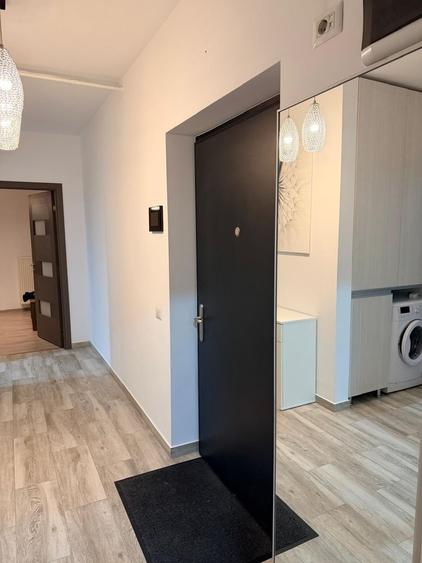 Apartament 2 camere, etaj 2/10, complet mobilat si utilat: aer conditionat,