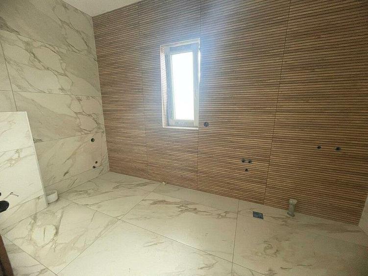 Apartament intabulat la CHEIE 3 camere cu gradina de 47 mp Doamna Stanca