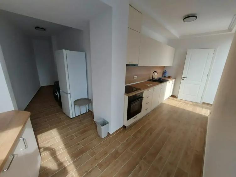 Penthouse 4 camere lux central complet mobilat/Armeneasca-Universitate