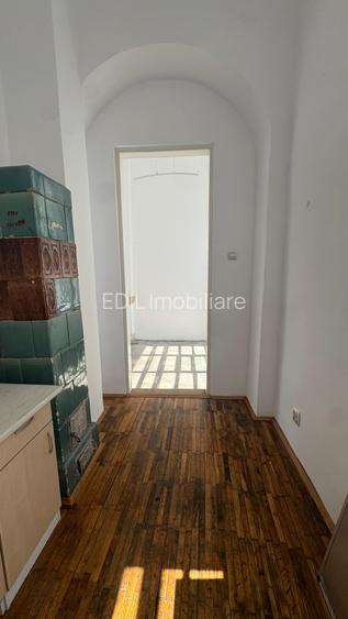 Spațiu de închiriat, 4 încăperi, 100 mp, ultracentral Piața Unirii - 4