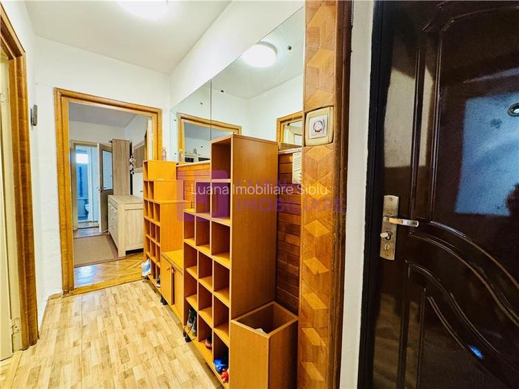 Apartament cu 3 camere de vanzare | Ciresica | etaj 1 | pivnita | video - 6