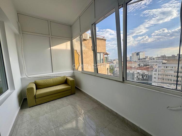 Apartament de vanzare — 3 camere, ultracentral, Bulevardul Nicolae Bălcescu - 10