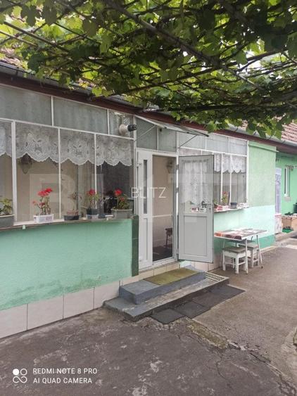 Casa cu 2 camere, 52mp, zona Remetea - 5