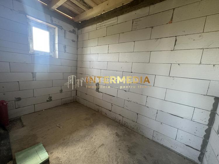 Casa in Rosu Teren 570 mp sau 1134 mp Terasa mare imprejmuit Barabant Alba - 15