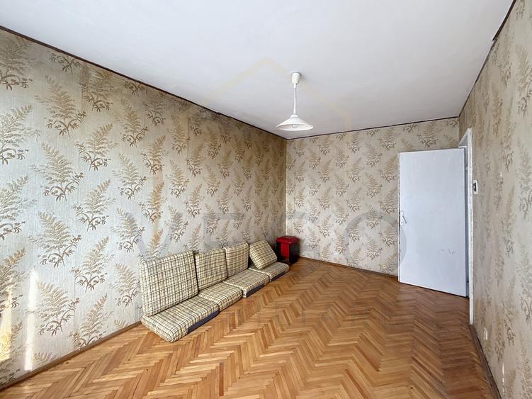 Apartament cu 4 camere decomandate la 2395 eur/mp in Manastur