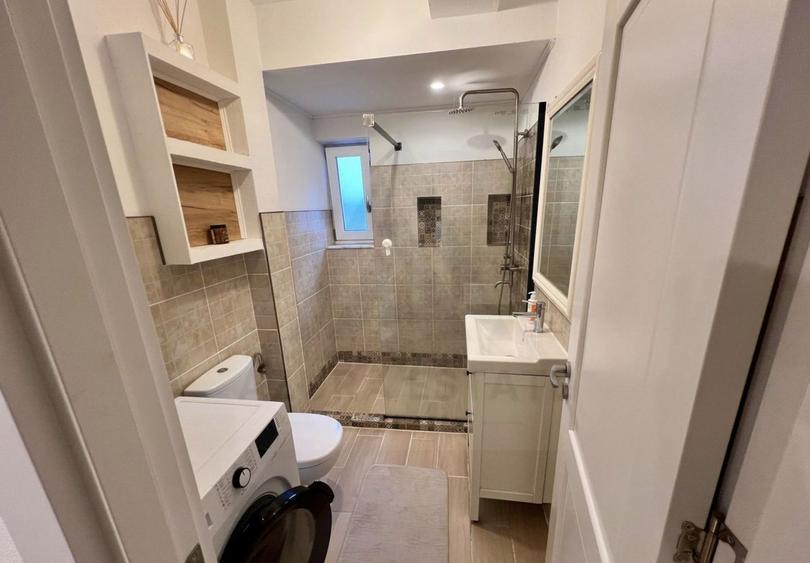 Apartament modern 54 mp utili 2 balcoane si parcare Calea Surii Mici