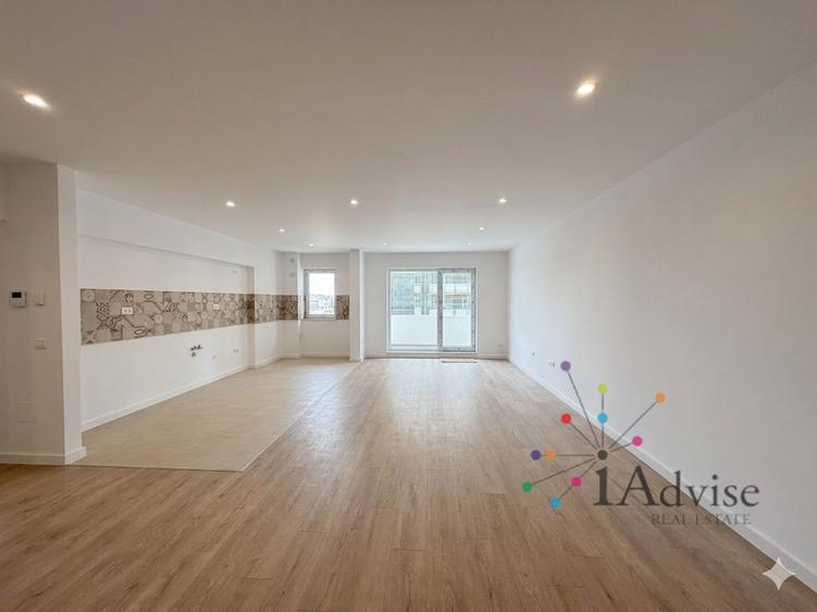 Apartament 3 camere, 95 mp, parcare, boxă, expunere sud | Coresi