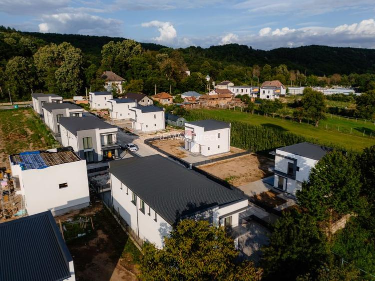 Casă tip duplex, P+1E, 174mp construiți — Budeasa Mare, Argeș - 28