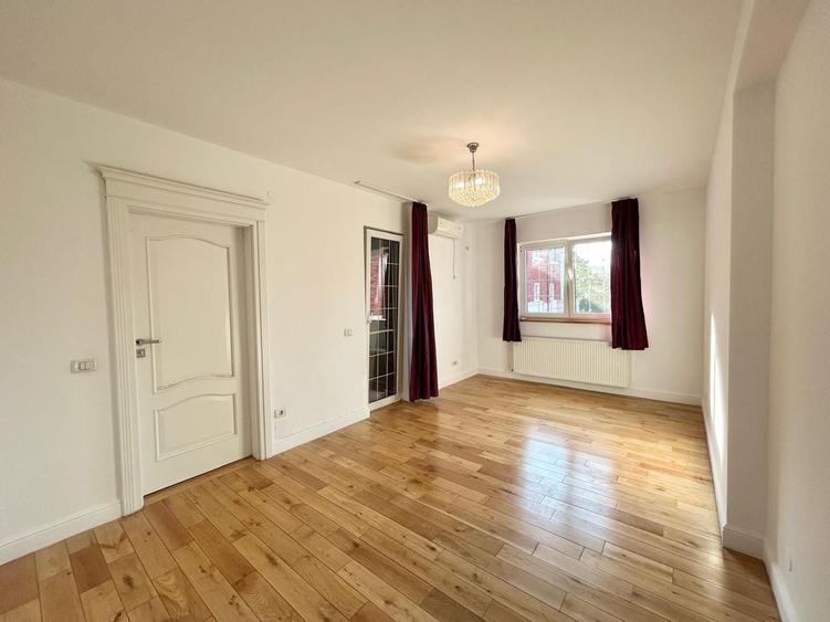 Pipera zona Cambridge -vila inchiriat