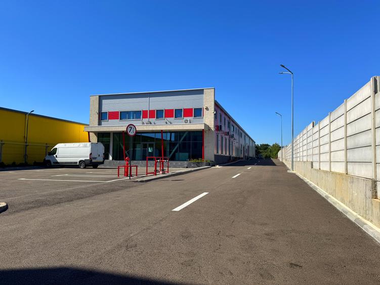 Cladiri comerciale si de depozitat