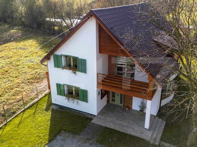 Casa cu design deosebit in Corunca! 200mp!