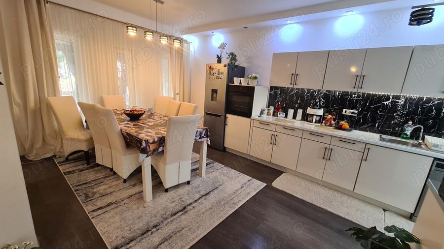 Vand casa tip Duplex in Via Carmina-Vladimirescu - ID : RH-42424-property