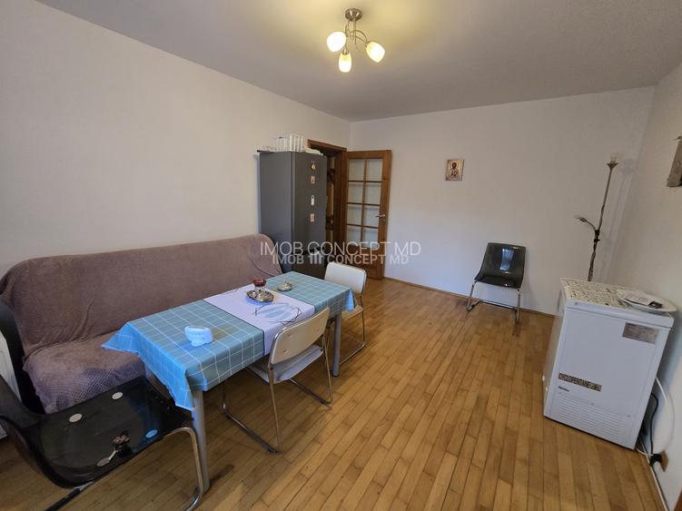 Inchiriere apartament 2 camere in zona Nord-Intrarea Castor - 4