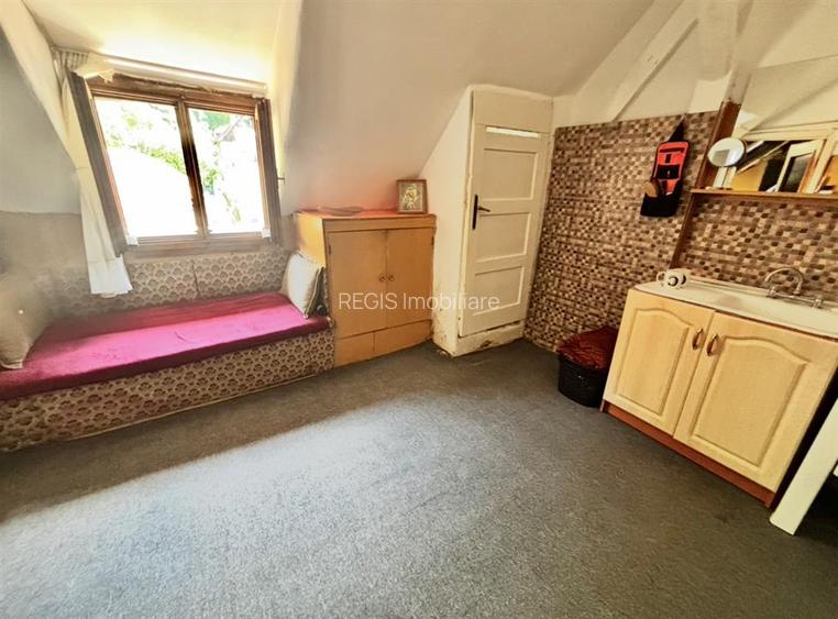 Apartament 6 Camere / Curte Privata | Centrul Istoric/ COMISION 0 - 23
