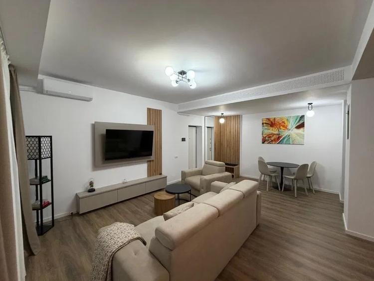 Otopeni 2 camere cu balcon