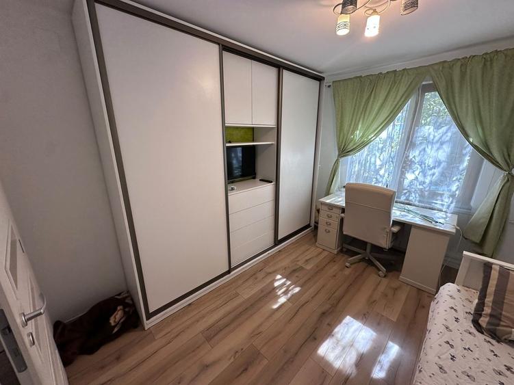 3 CAMERE | 70 MP | BABA NOVAC | RENOVAT MODERN | MOBILAT & UTILAT