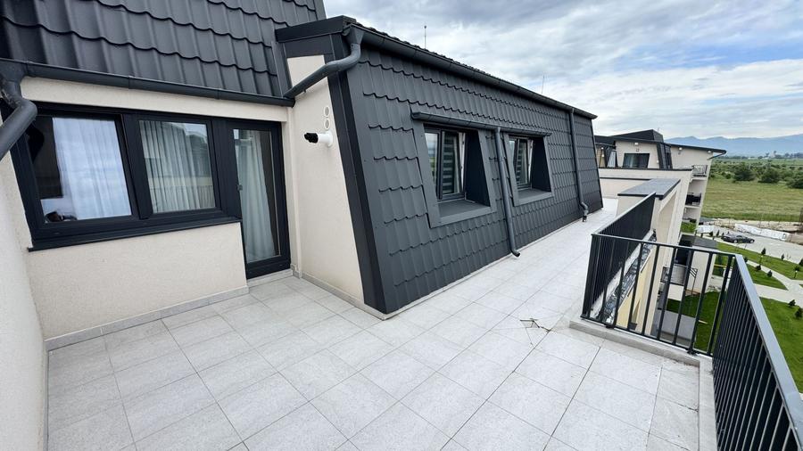 Apartament 2 camere tip penthouse Rasnov | Terasa 50 mp