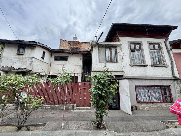 Casa Curte Individuala - Titulescu