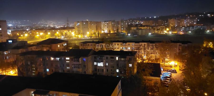 Apartament cu 2 camere, RENOVAT, zona Alexandru cel Bun - 10