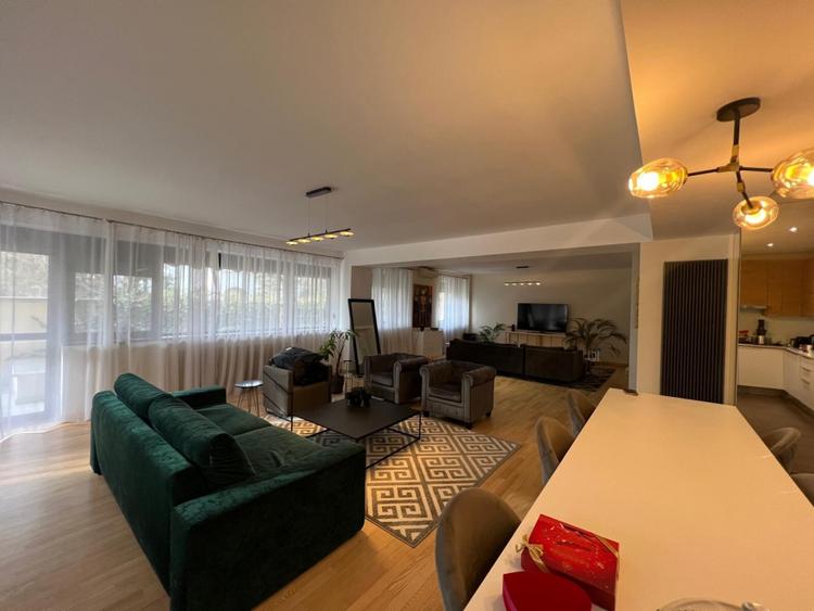 HERASTRAU LE CLUB DE INCHIRIAT APARTAMENT 3 CAMERE LUX LOC PARCARE