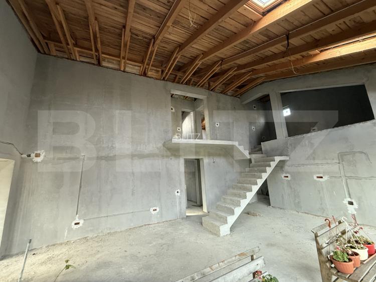 Proprietate 2 case, 223 mp, teren 1.676 mp, zona Lupeni - 6