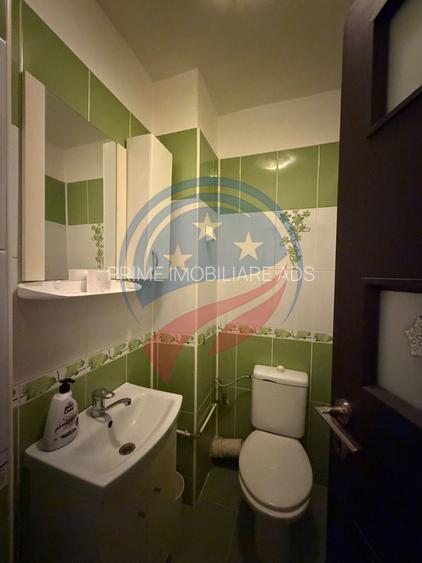 APARTAMENT 3 CAMERE 2 BAI ZONA LAPUS ET 1 - 6
