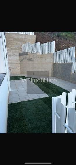 Apartament superb! 3 camere, gradina proprie, zona linistita - 11