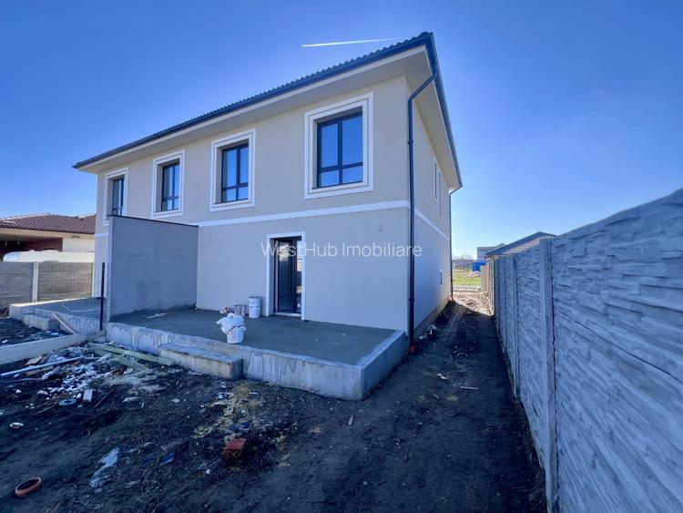Duplex spatios, 5 camere, 102 mp utili, teren 285 mp - Ghiroda