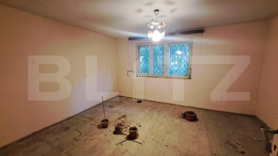 Casa de vanzare, 40 mp, zona Centru Civic - 2