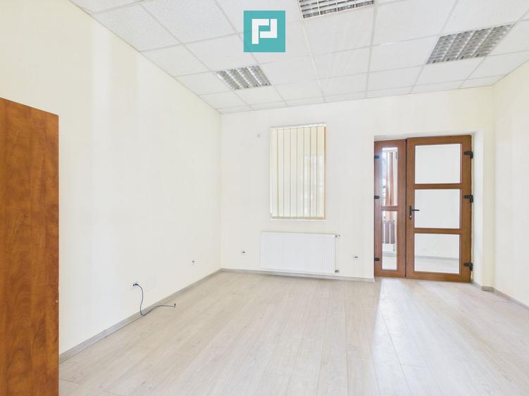 Spațiu central birou/locuință – Str. Primăriei