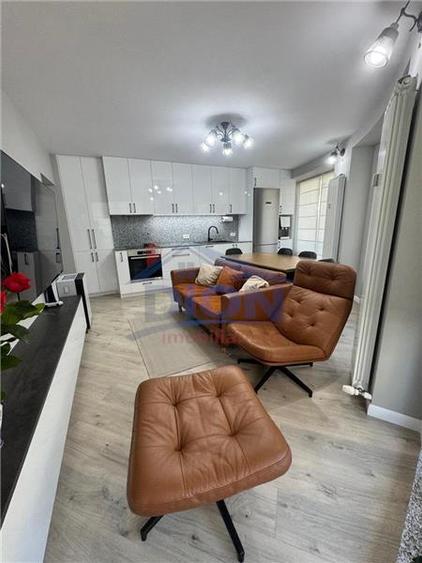 Decebal 3 camere,