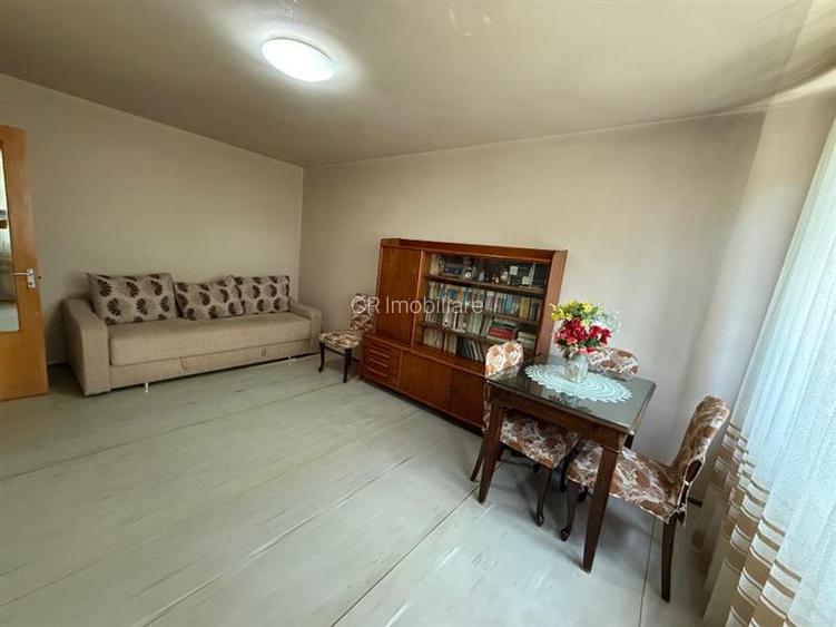 Apartament 2 camere,Dristor necesita renovare - 2