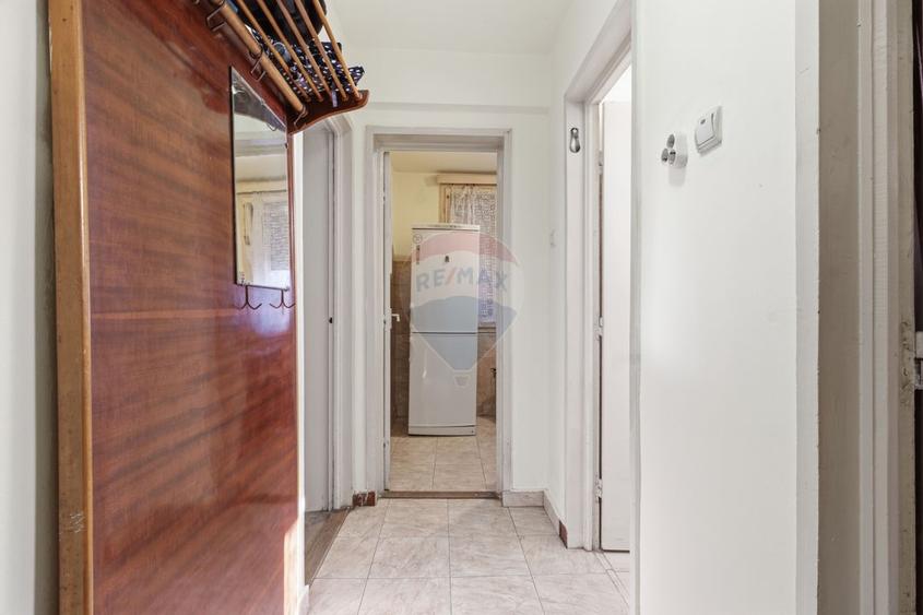Apartament 2 camere de vanzare in zona Ultracentral, Sebis
