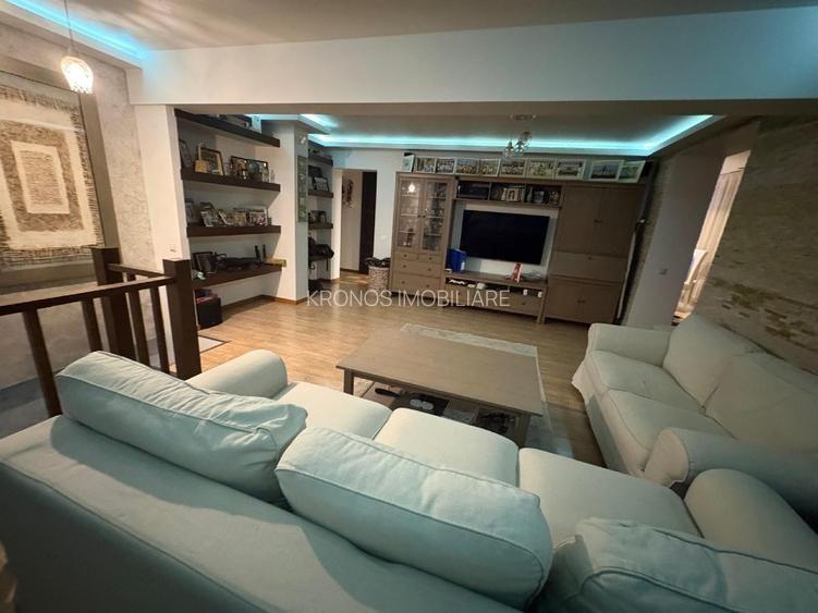 TROCADEO DUPLEX  CU 3 CAMERE 107 MP PRET 2650000 EURO - 4