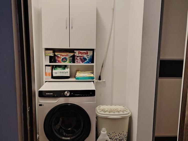 Apartament 2 camere de vânzare - Craiovița noua, zona Triaj