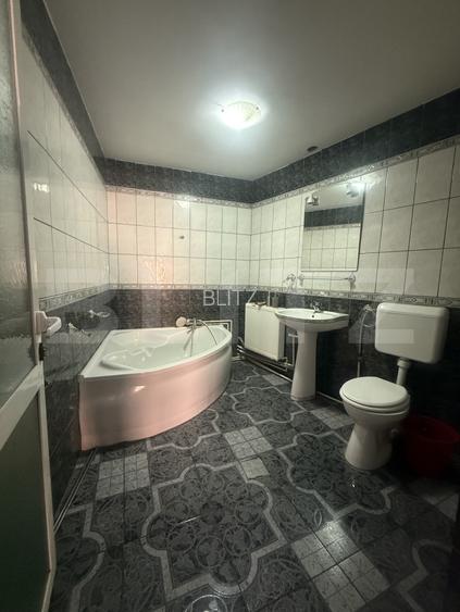 Casă de închiriat, 400 mp, zona Central - 9
