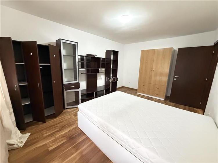 Inchiriere garsoniera in bloc de apartamente,Centrul Civic,decomandata - 4