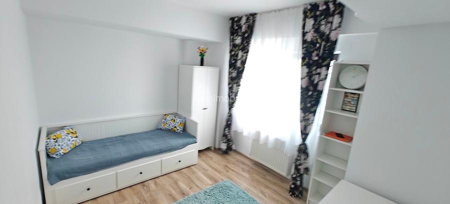 Apartament 3 camere cu loc de parcare inclus - 10