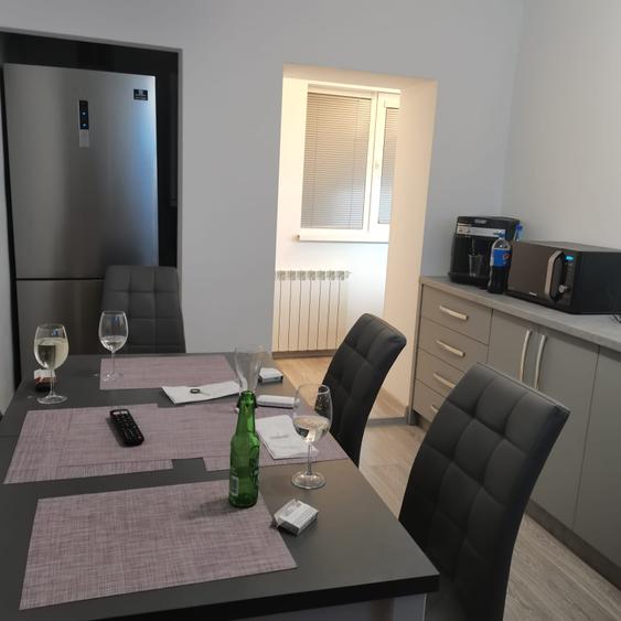 Apartament 3 camere bloc vila Bradet mobilat utilat 115.000eur neg