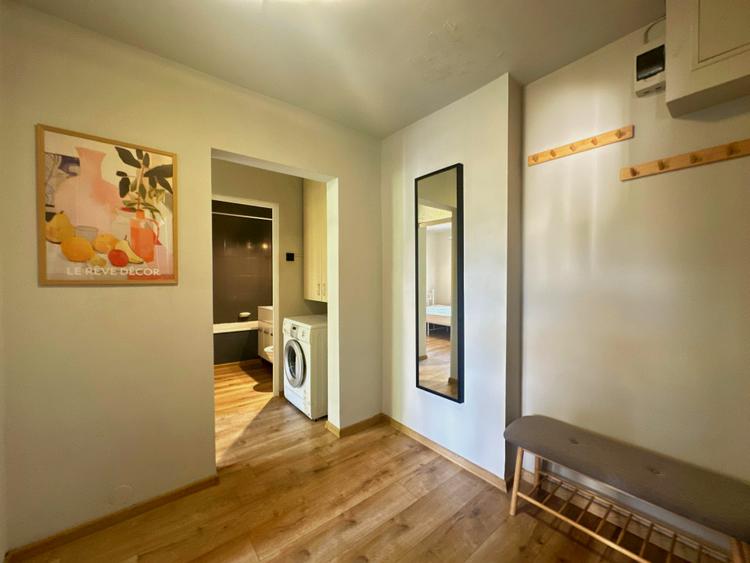 Apartament 2 camere, Șos. Sf. Lazăr, vedere Business Centre