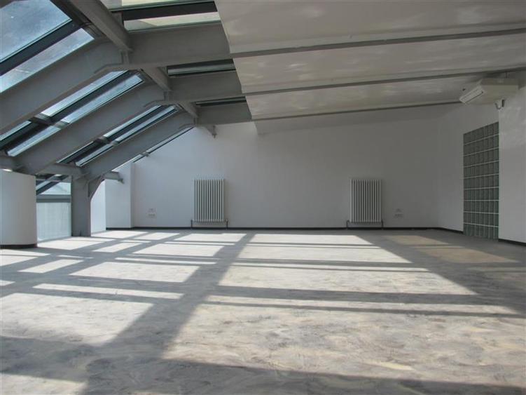 Inchiriere spatii - Unirii - pretabile activitati birou/comerciale