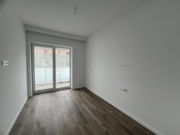 Apartament cu 3 camere zona Catedrala Bloc Nou