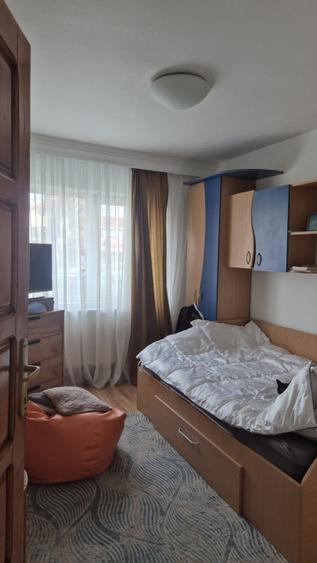 3 CAMERE | DECOMANDAT | PARTER | MOBILAT