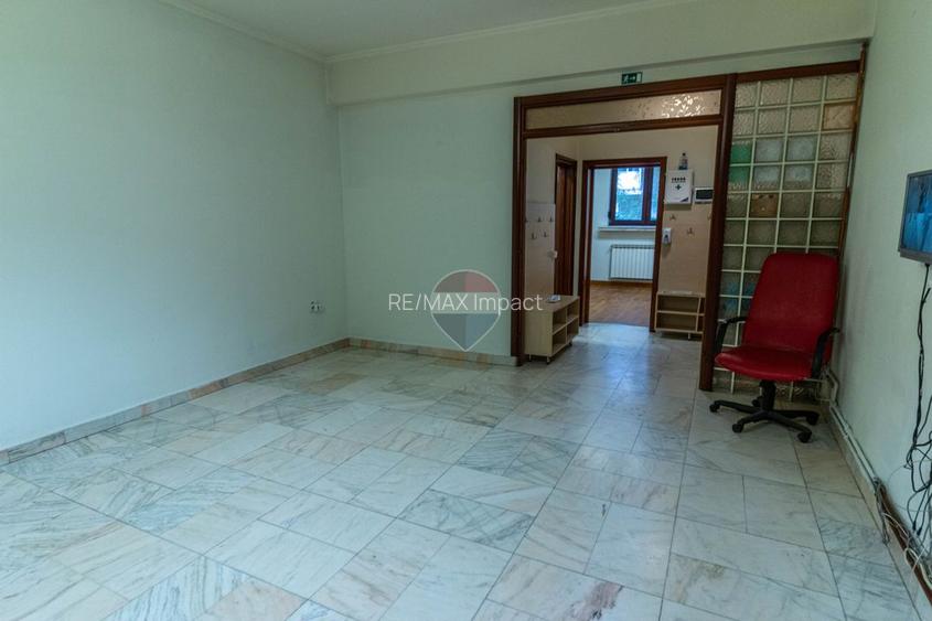 Casa / Vila cu 7 camere de inchiriat în zona Victoriei - 7