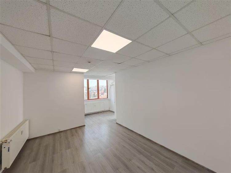 Spatii birouri - Calea Plevnei - de la 85 mp